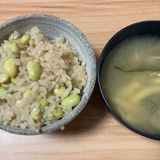 土鍋で作る枝豆ご飯